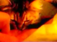 A la rubia le cabe algo mas